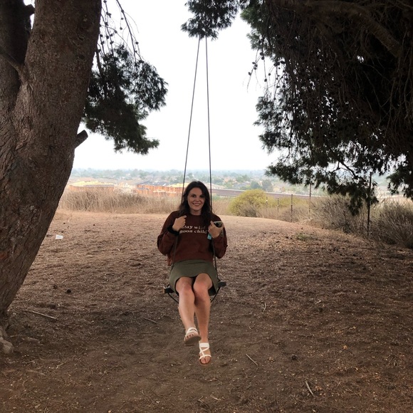 Meet your Posher, Hillary - Picture 6 of 6